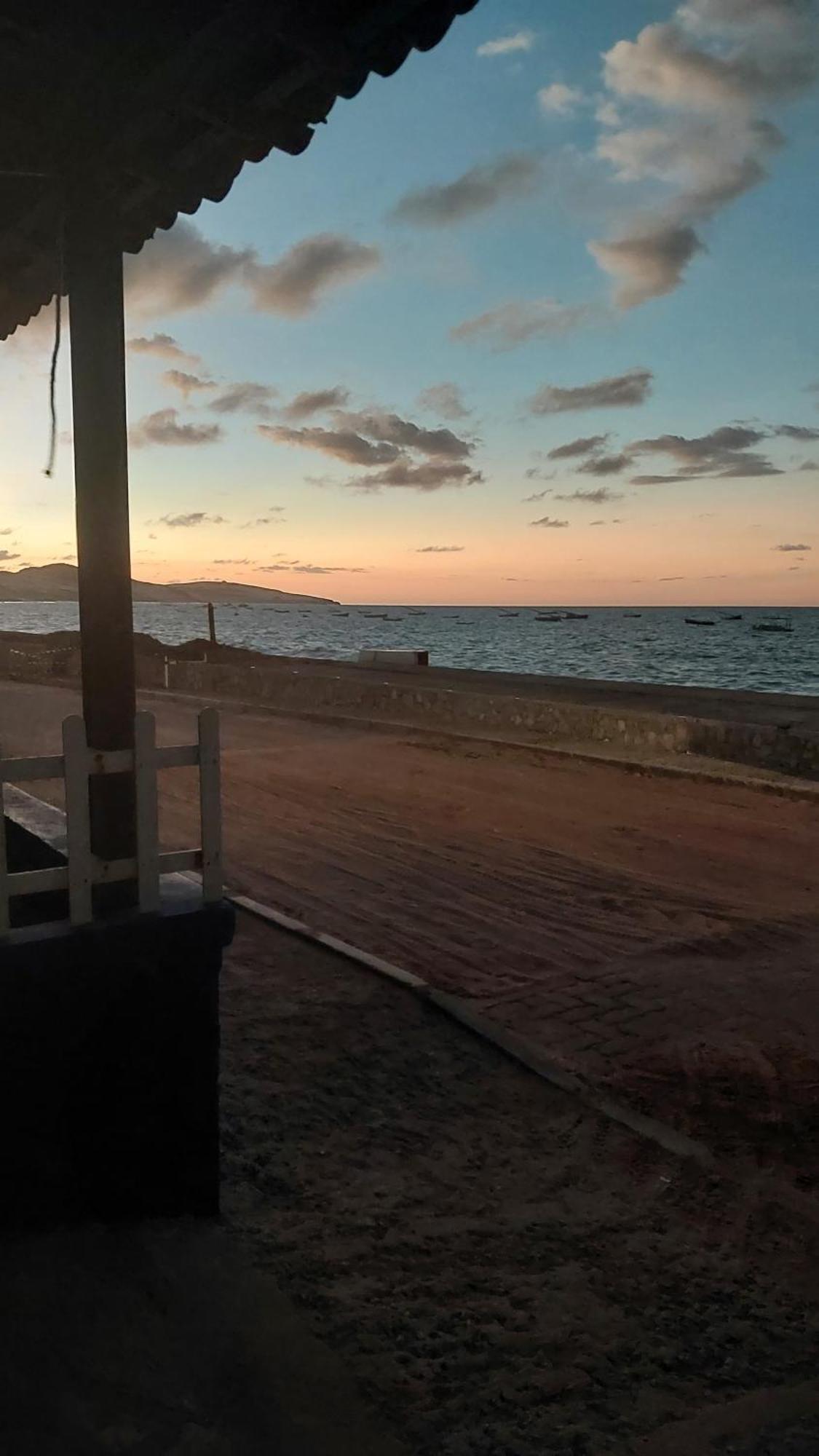Chales Canto Do Mar Redonda Exterior foto